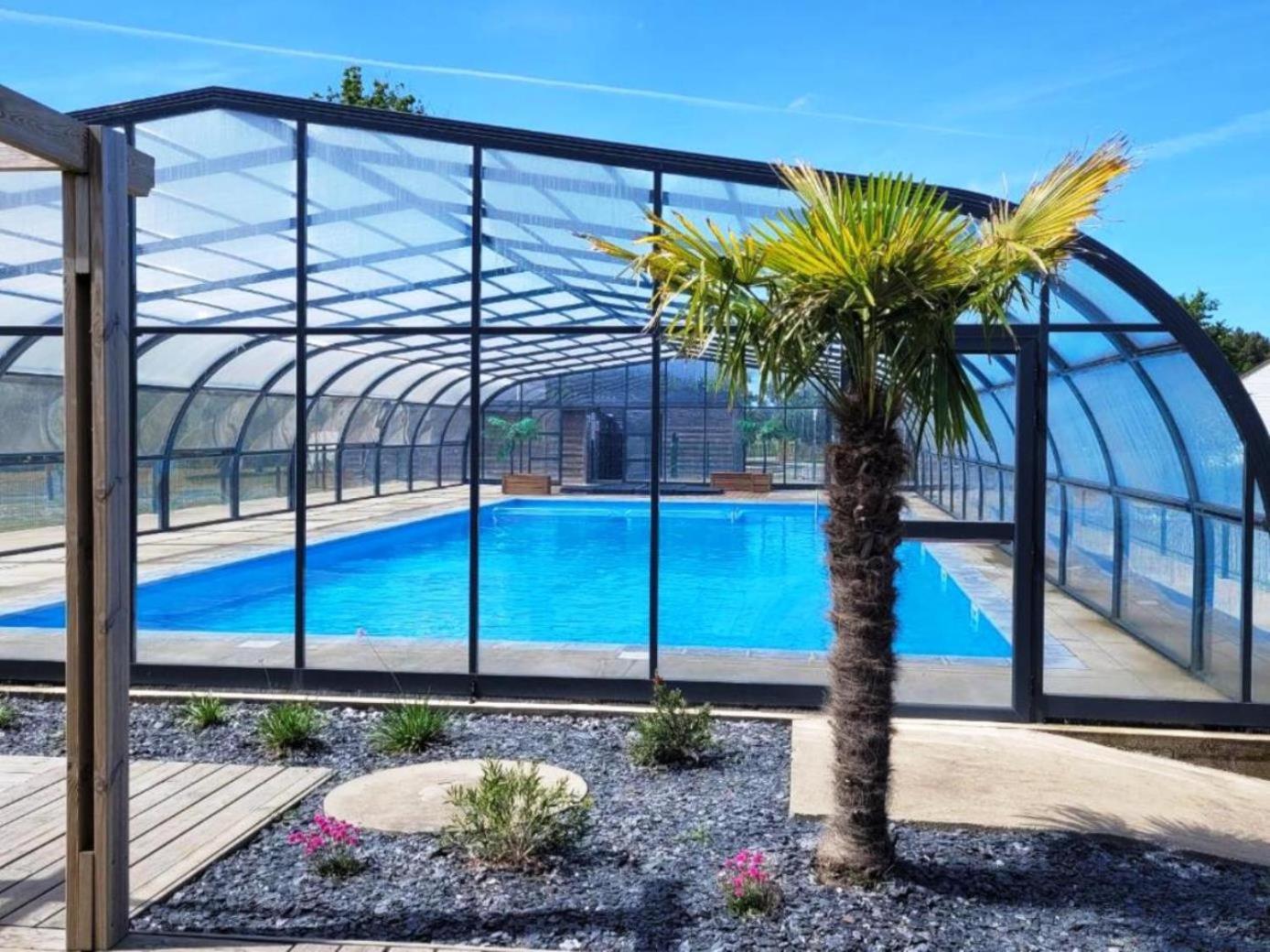 Chalet 3 Chambres Dans Un Domaine Prive Avec Piscine Chauffee Et City Park Marzan Exterior foto